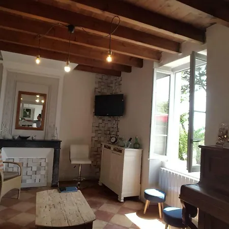 Domaine De La Belle Lurette Villa Saint-Pierre-d'Aurillac Buitenkant foto